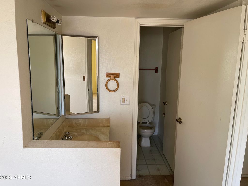 Image 7 of property listing at 623 W GUADALUPE Road 257, Mesa, AZ 85210