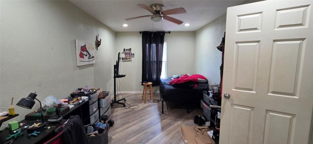 1719 50th Street, Galveston, TX 77551