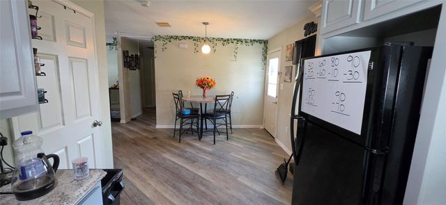 1719 50th Street, Galveston, TX 77551