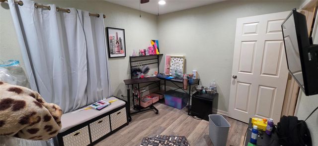 1719 50th Street, Galveston, TX 77551