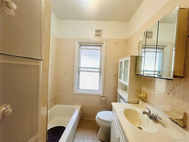 329 E 8th Street 2, Brooklyn, NY 11218