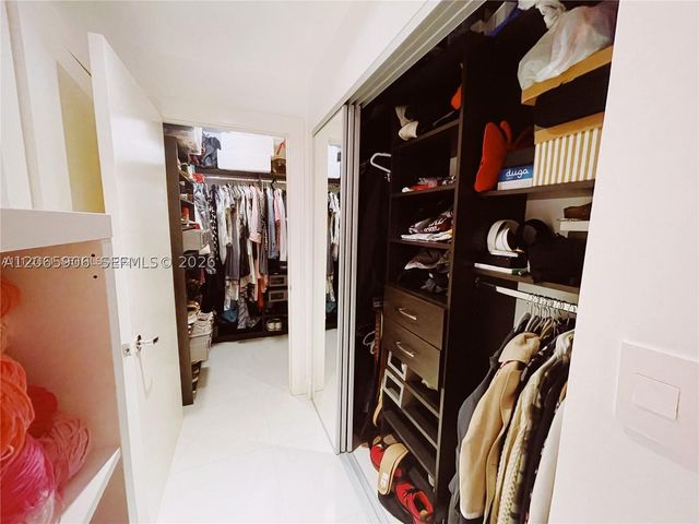 900 Biscayne Blvd 4410, Miami, FL 33132