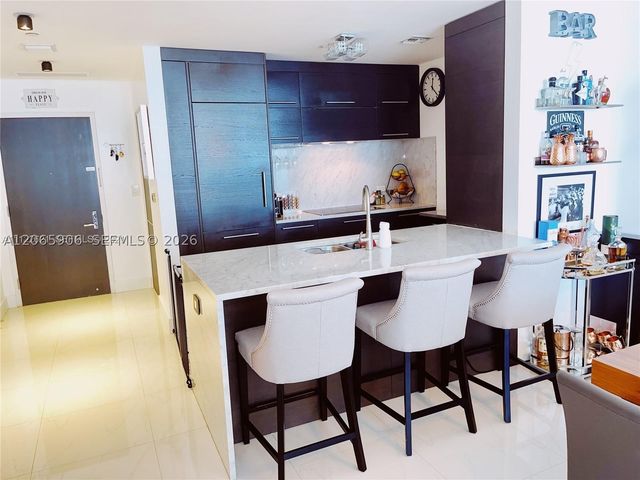 900 Biscayne Blvd 4410, Miami, FL 33132