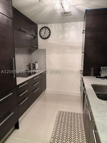 900 Biscayne Blvd 4410, Miami, FL 33132