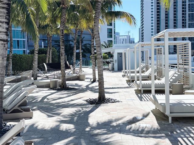 900 Biscayne Blvd 4410, Miami, FL 33132