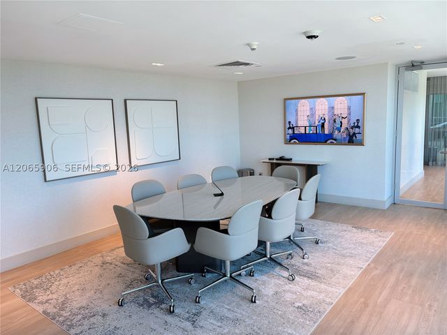 900 Biscayne Blvd 4410, Miami, FL 33132