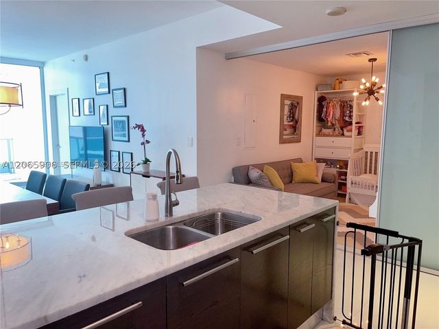 900 Biscayne Blvd 4410, Miami, FL 33132