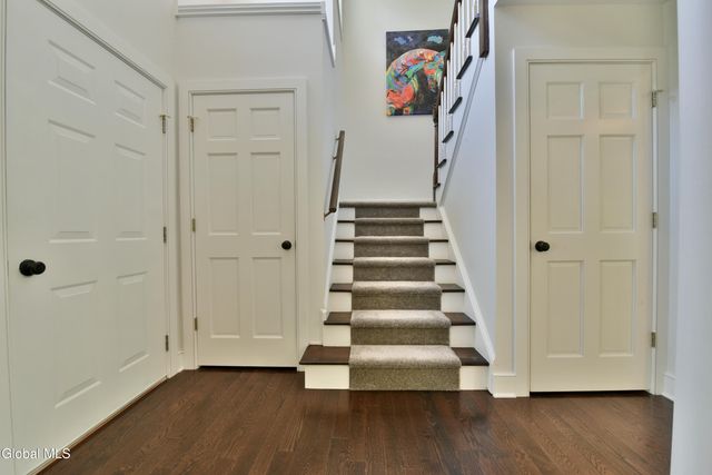662 Stark Terrace, Milton, NY 12020