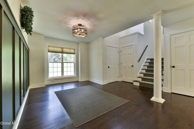 662 Stark Terrace, Milton, NY 12020