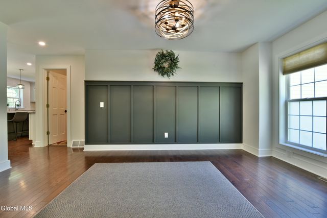 662 Stark Terrace, Milton, NY 12020