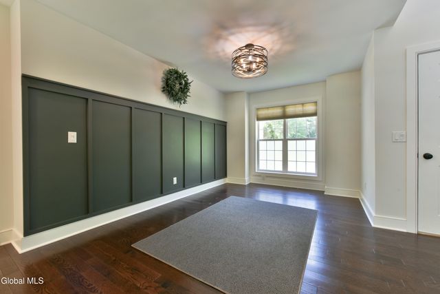 662 Stark Terrace, Milton, NY 12020