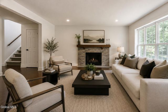 662 Stark Terrace, Milton, NY 12020