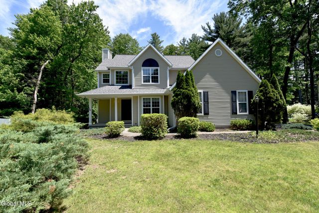 662 Stark Terrace, Milton, NY 12020