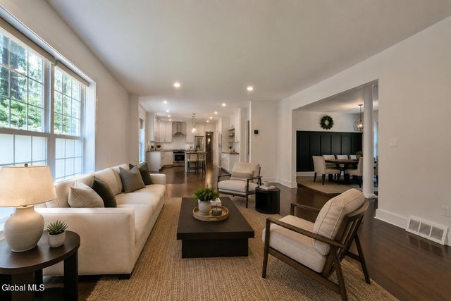 662 Stark Terrace, Milton, NY 12020