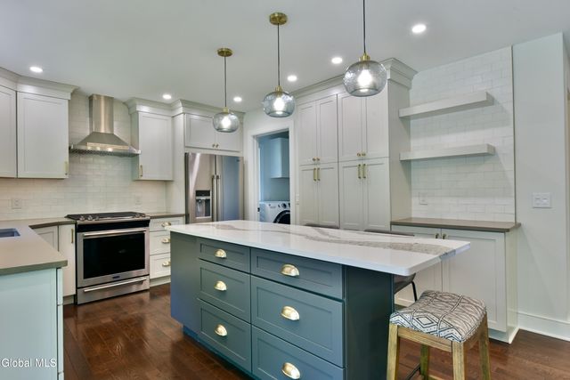 662 Stark Terrace, Milton, NY 12020