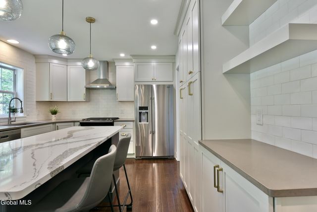 662 Stark Terrace, Milton, NY 12020