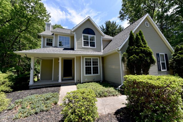 662 Stark Terrace, Milton, NY 12020