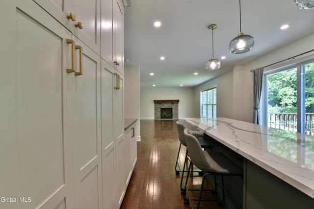 662 Stark Terrace, Milton, NY 12020
