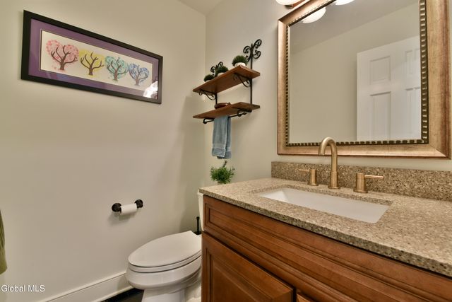662 Stark Terrace, Milton, NY 12020