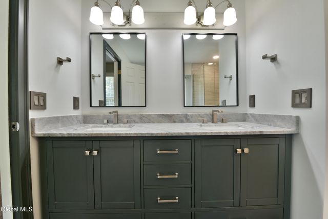 662 Stark Terrace, Milton, NY 12020