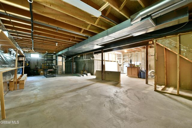 662 Stark Terrace, Milton, NY 12020