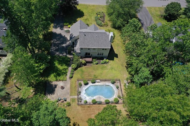 662 Stark Terrace, Milton, NY 12020