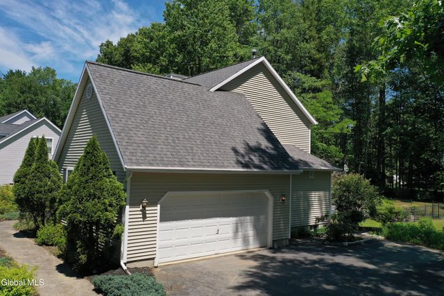 662 Stark Terrace, Milton, NY 12020