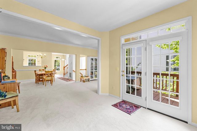 4925 WAPLE LN, Alexandria, VA 22304