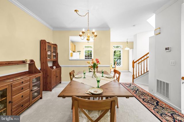 4925 WAPLE LN, Alexandria, VA 22304