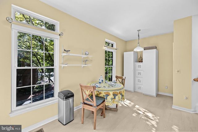 4925 WAPLE LN, Alexandria, VA 22304