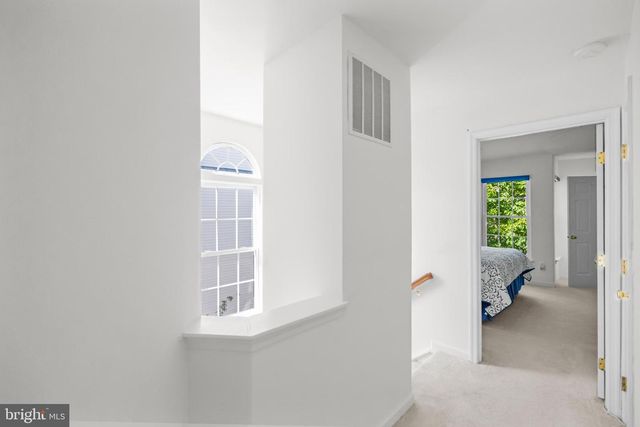 4925 WAPLE LN, Alexandria, VA 22304