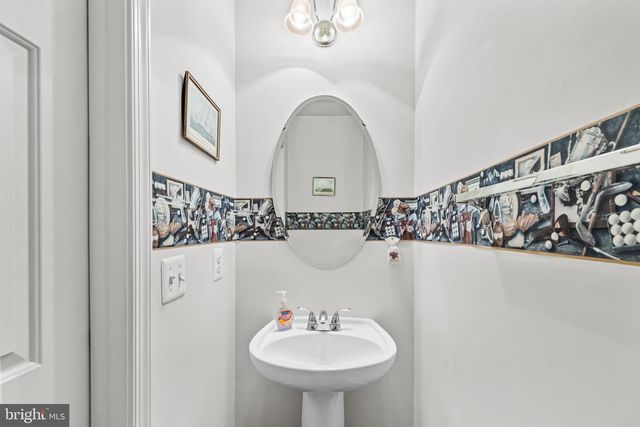 4925 WAPLE LN, Alexandria, VA 22304