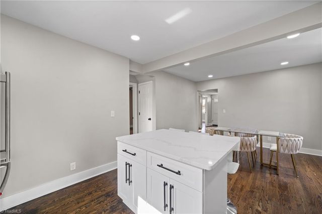 2318 walker Avenue, Winston-salem, NC 27103