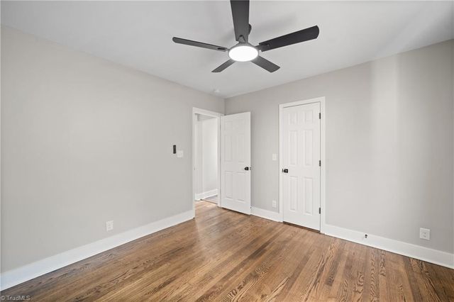 2318 walker Avenue, Winston-salem, NC 27103