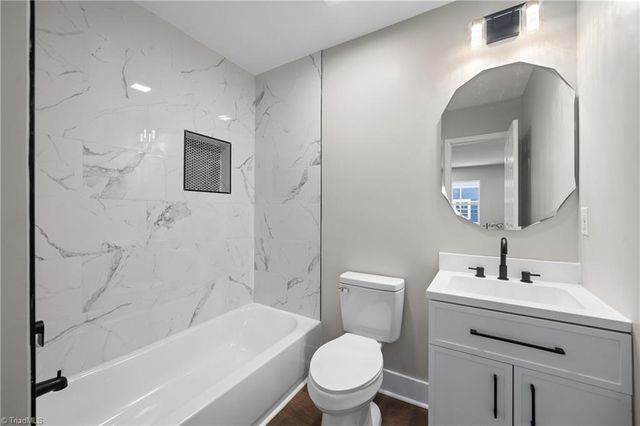 2318 walker Avenue, Winston-salem, NC 27103