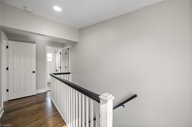 2318 walker Avenue, Winston-salem, NC 27103