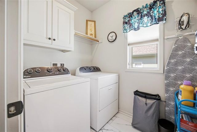 34097 W 90 Circle, De Soto, KS 66018