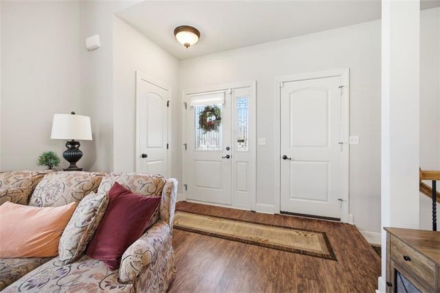 34097 W 90 Circle, De Soto, KS 66018