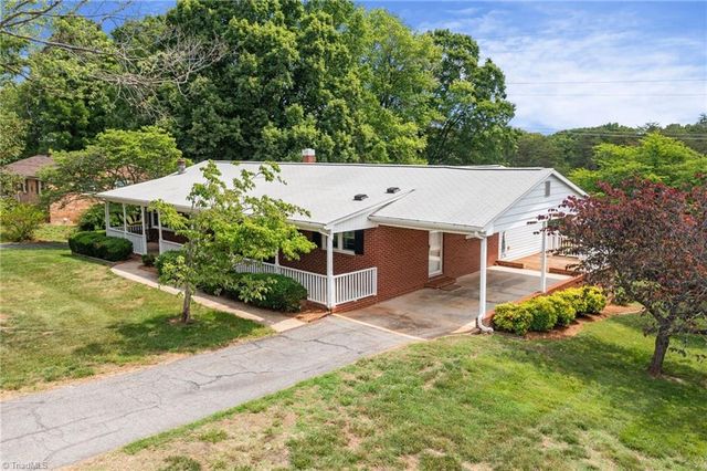 243 Farmingdale Avenue, Winston-salem, NC 27107