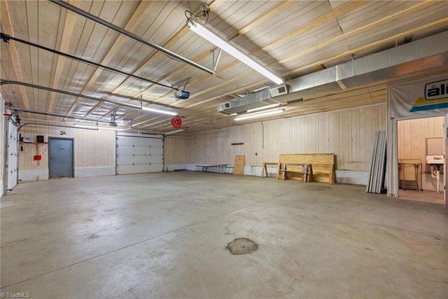 243 Farmingdale Avenue, Winston-salem, NC 27107