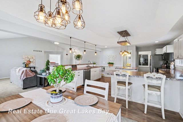 2024 Montague Road, Davison, MI 48423