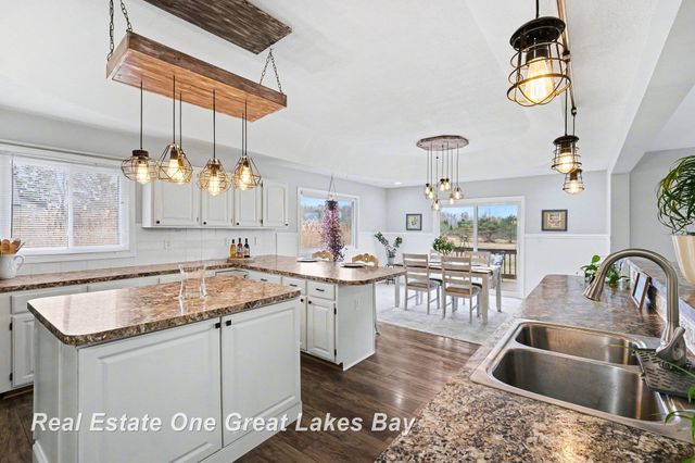 2024 Montague Road, Davison, MI 48423