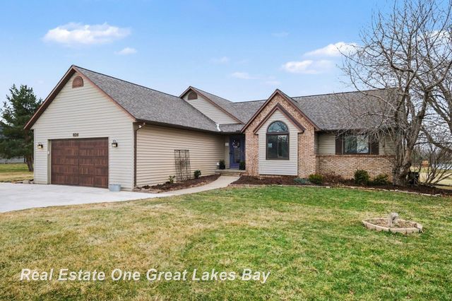 2024 Montague Road, Davison, MI 48423