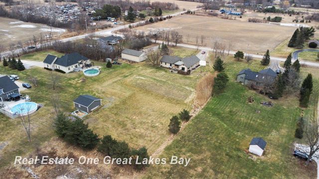 2024 Montague Road, Davison, MI 48423