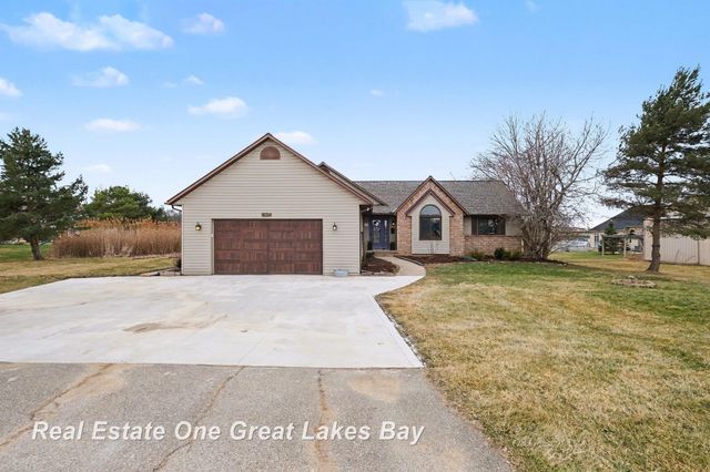 2024 Montague Road, Davison, MI 48423