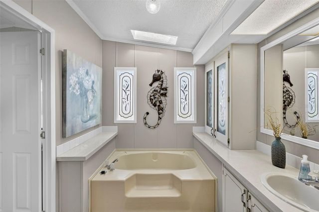 512 LA PLAYA CIRCLE, North Port, FL 34287