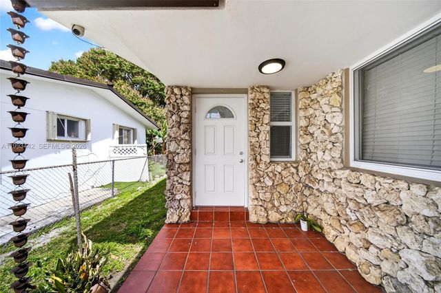 7261 SW 21st St 7263, Miami, FL 33155