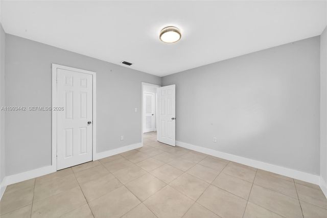 7261 SW 21st St 7263, Miami, FL 33155