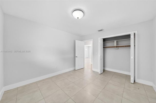 7261 SW 21st St 7263, Miami, FL 33155