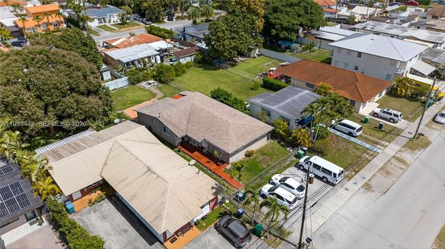 7261 SW 21st St 7263, Miami, FL 33155